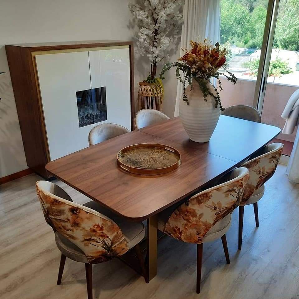 Walnut dining room